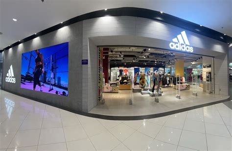 adidas vietnam store